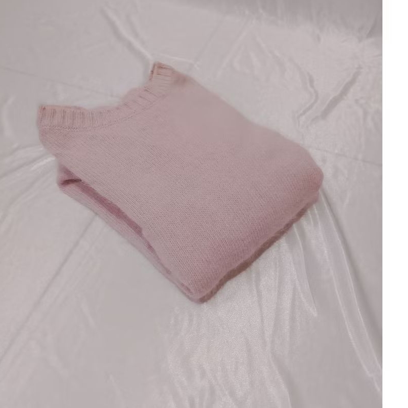 Atasan Rajut Bulu Anggora soft baby pink Wanita (Baca deskripsi)