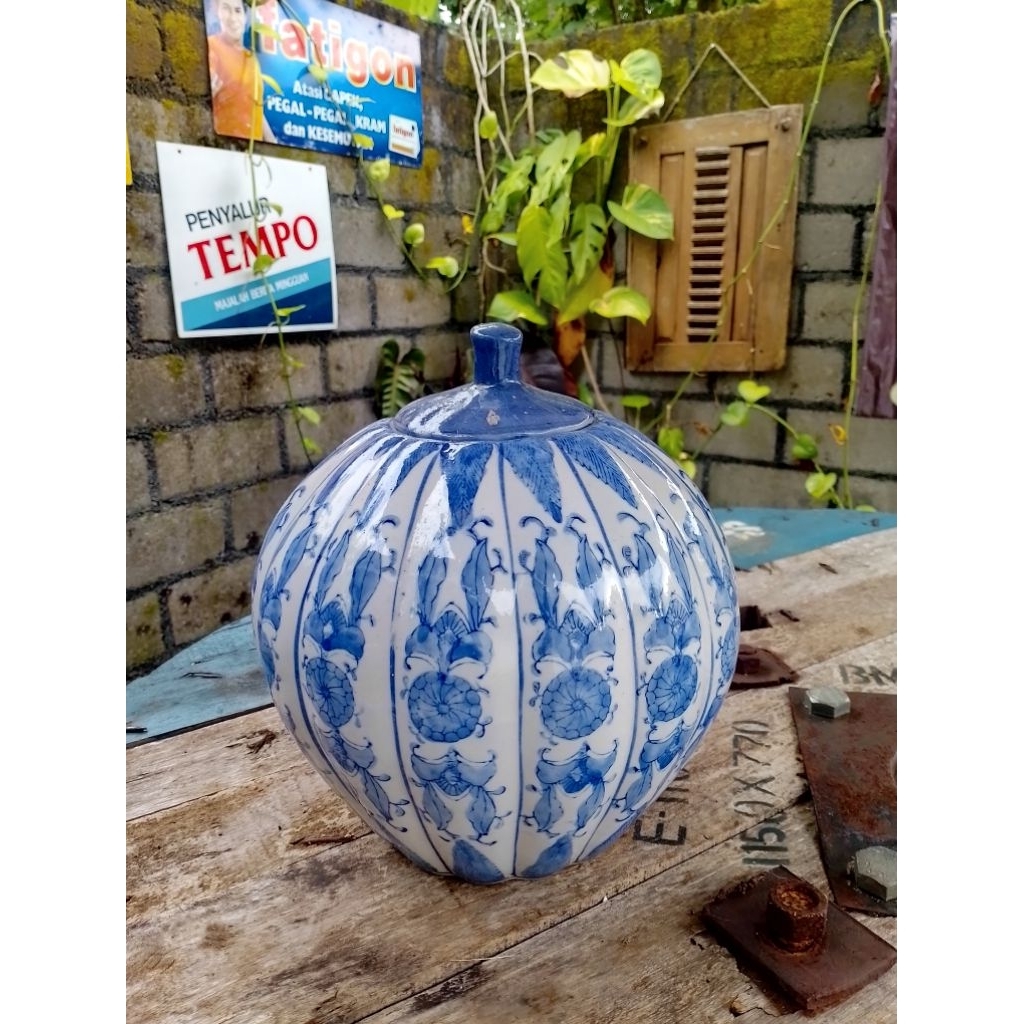 Guci keramik Labu cina original vintage jadul antik