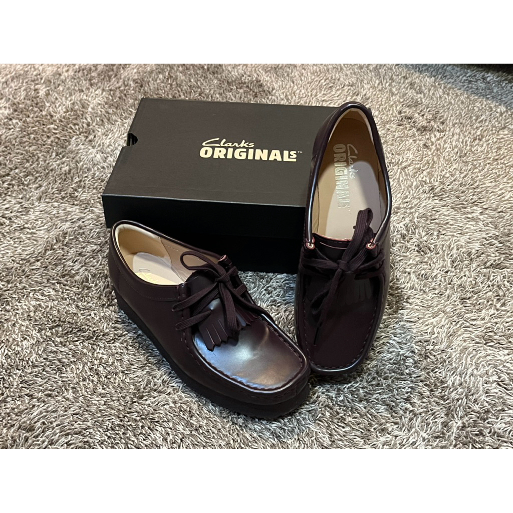 Women's Clarks Wallabee, Purple Grape Lea Size: UK 4 Sepatu Wanita