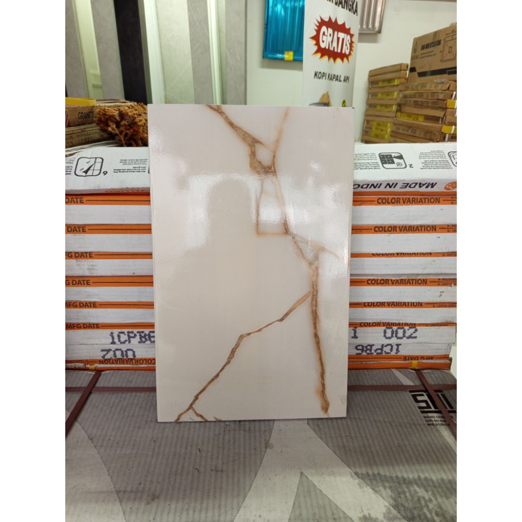 Keramik Dinding Monarch Cream 25 x 40