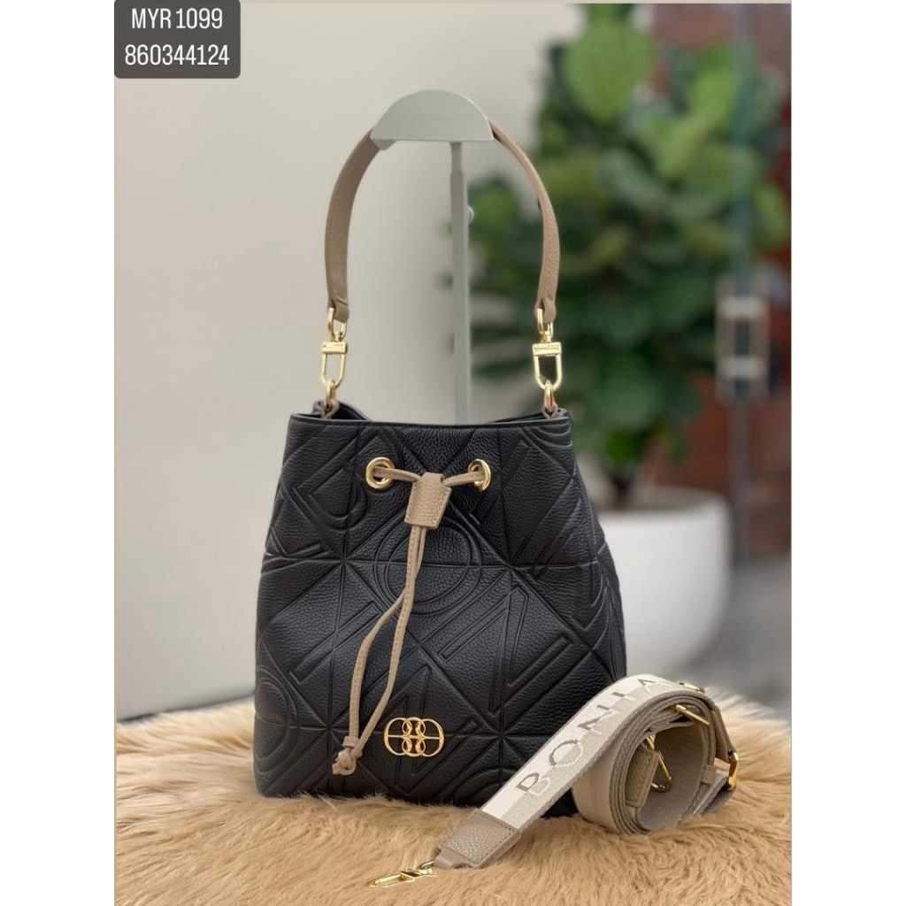 tas serut bonia original bucket bag hitam emboss logo la luna - S