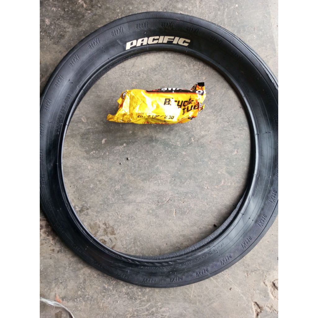 sepaket ban luar + ban dalam 20 x 240 bmx