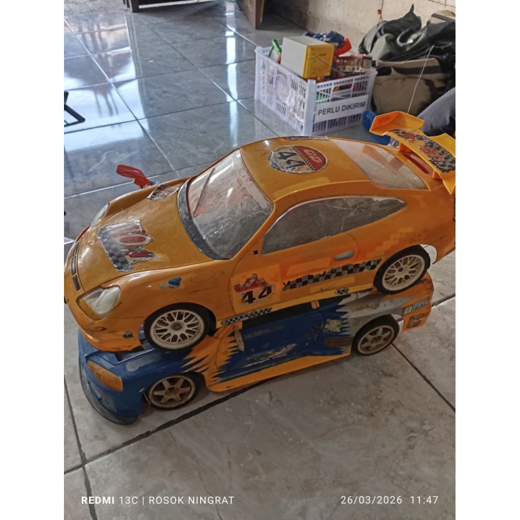 mainan mobil bekas rc
