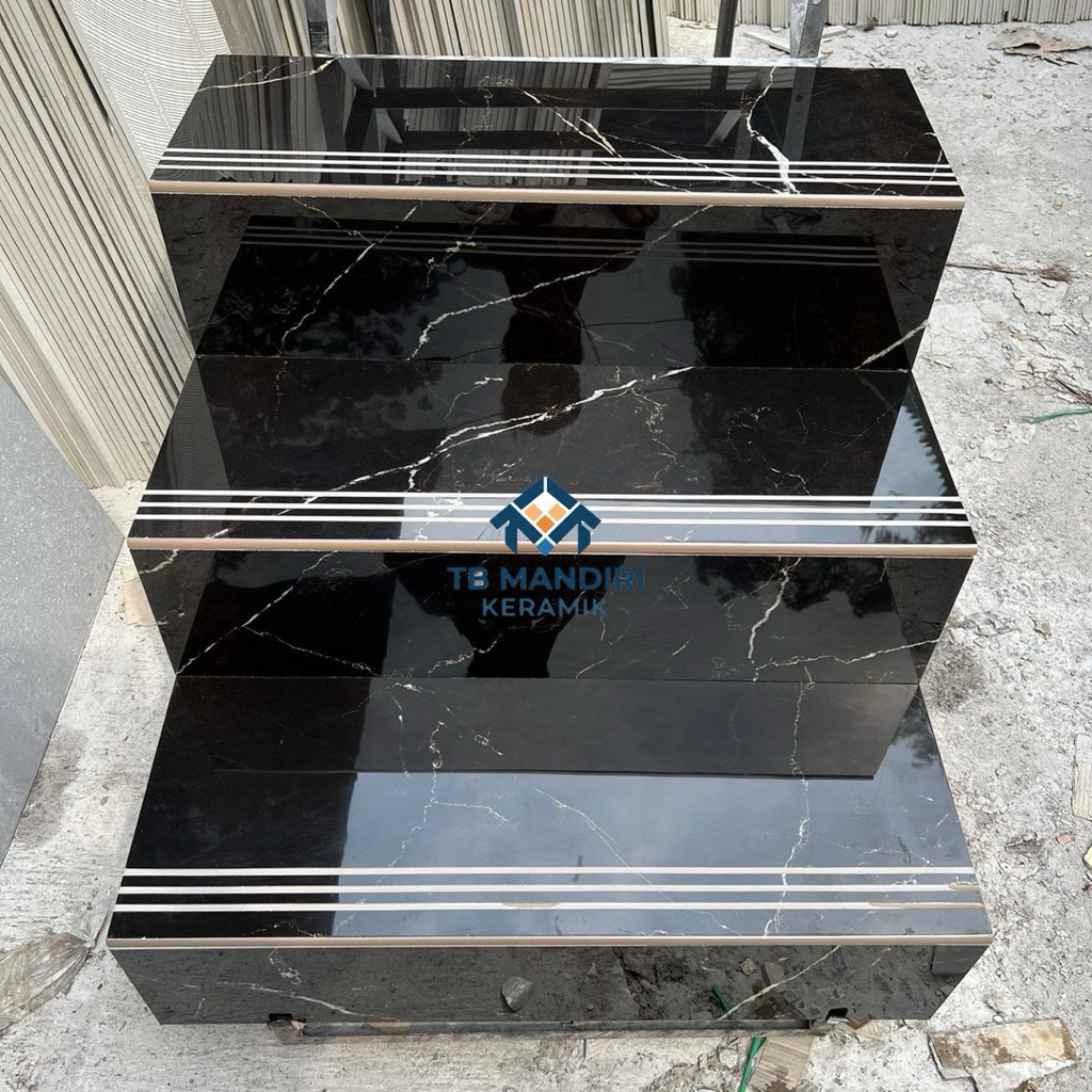 Granit tangga 30x80 20x80 busto black | Glossy