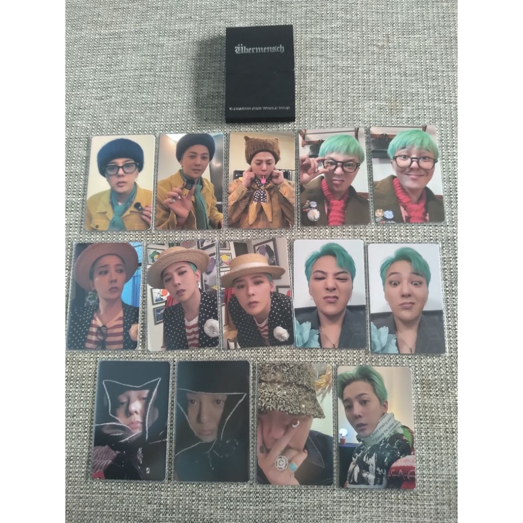 [OFFICIAL] G-DRAGON - Photocard Pack Übermensch 2025 World Tour