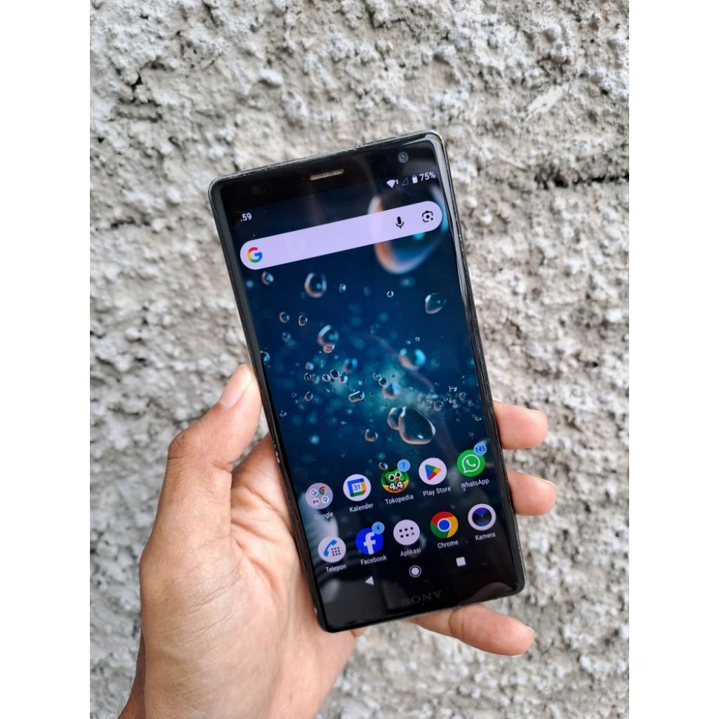 Xperia XZ2 4/64 second