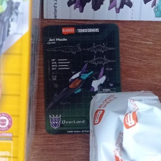 Blokees overlord pesawat wheels C02 transformers model kit