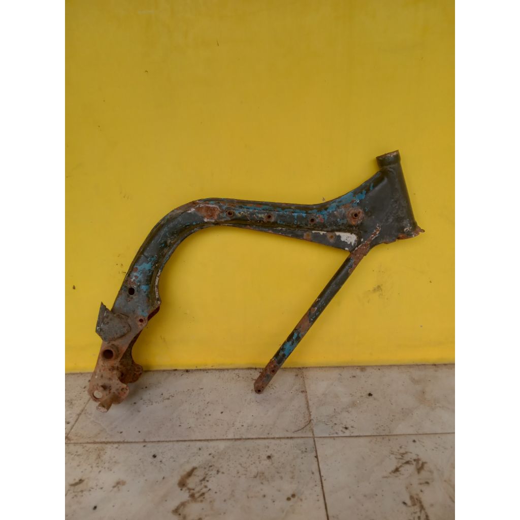 Rangka Depan Honda cg original center , Frame Honda cg original  center