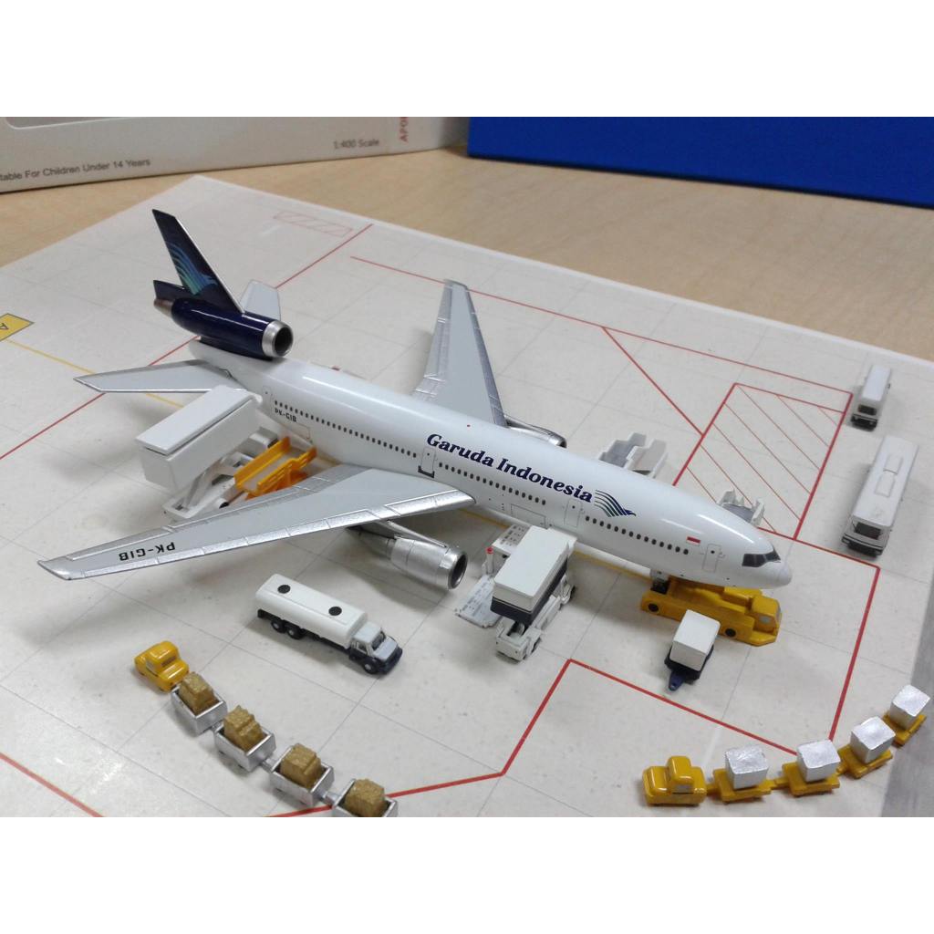 Diecast Pesawat Garuda Indonesia Mcdonnell-Douglas DC-10-30 rego PK-GIB Apollo skala 1:400