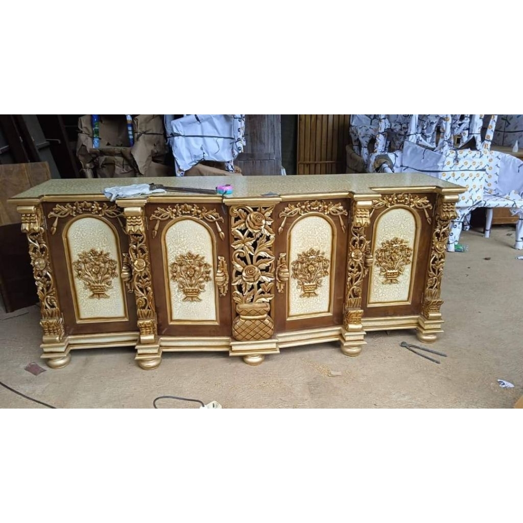 Bufet TV Kayu Jati Ukir Full Motif Shima Furniture Mewah Elegan 2m