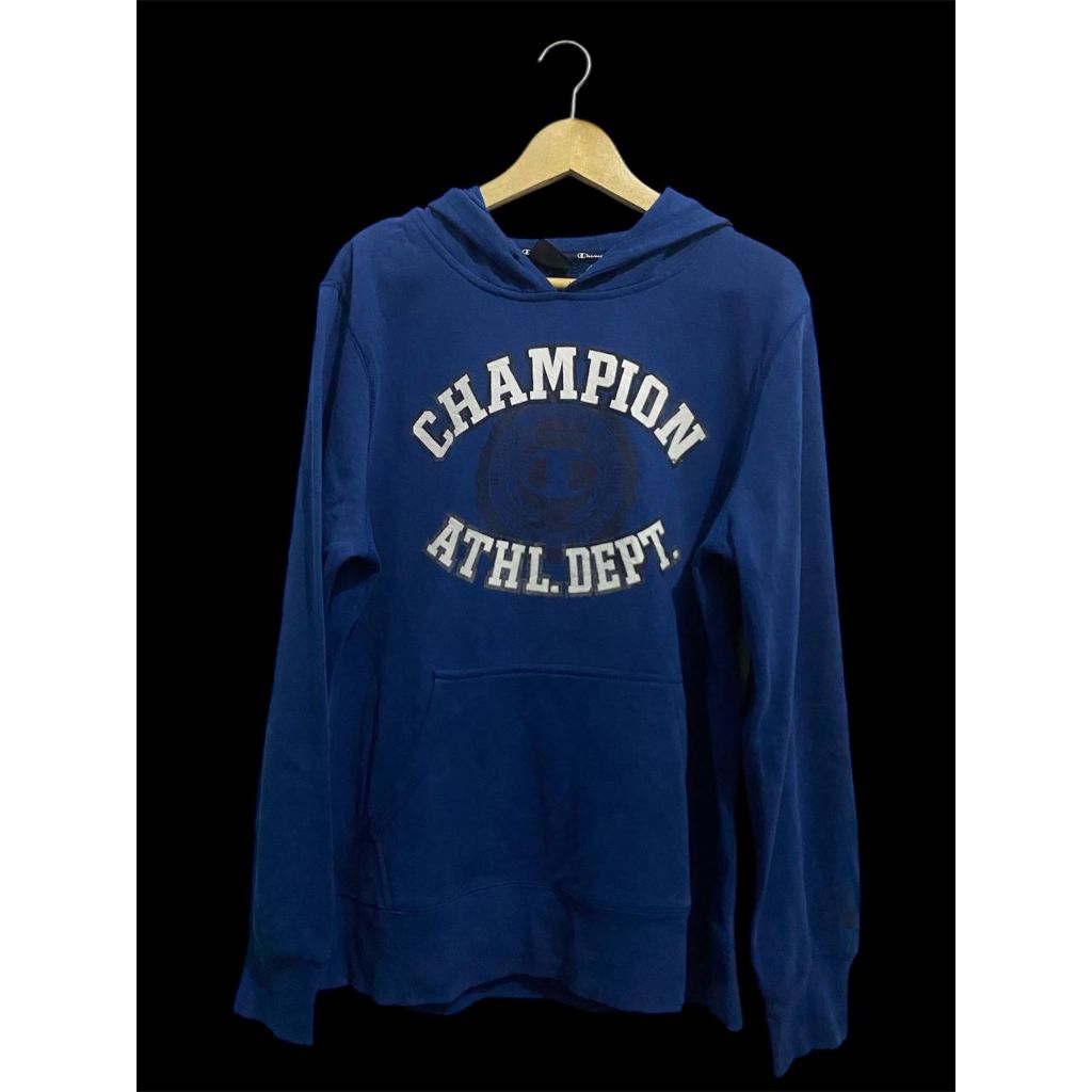 hoodie champion biru sz L-XL (120-122*70) minus
