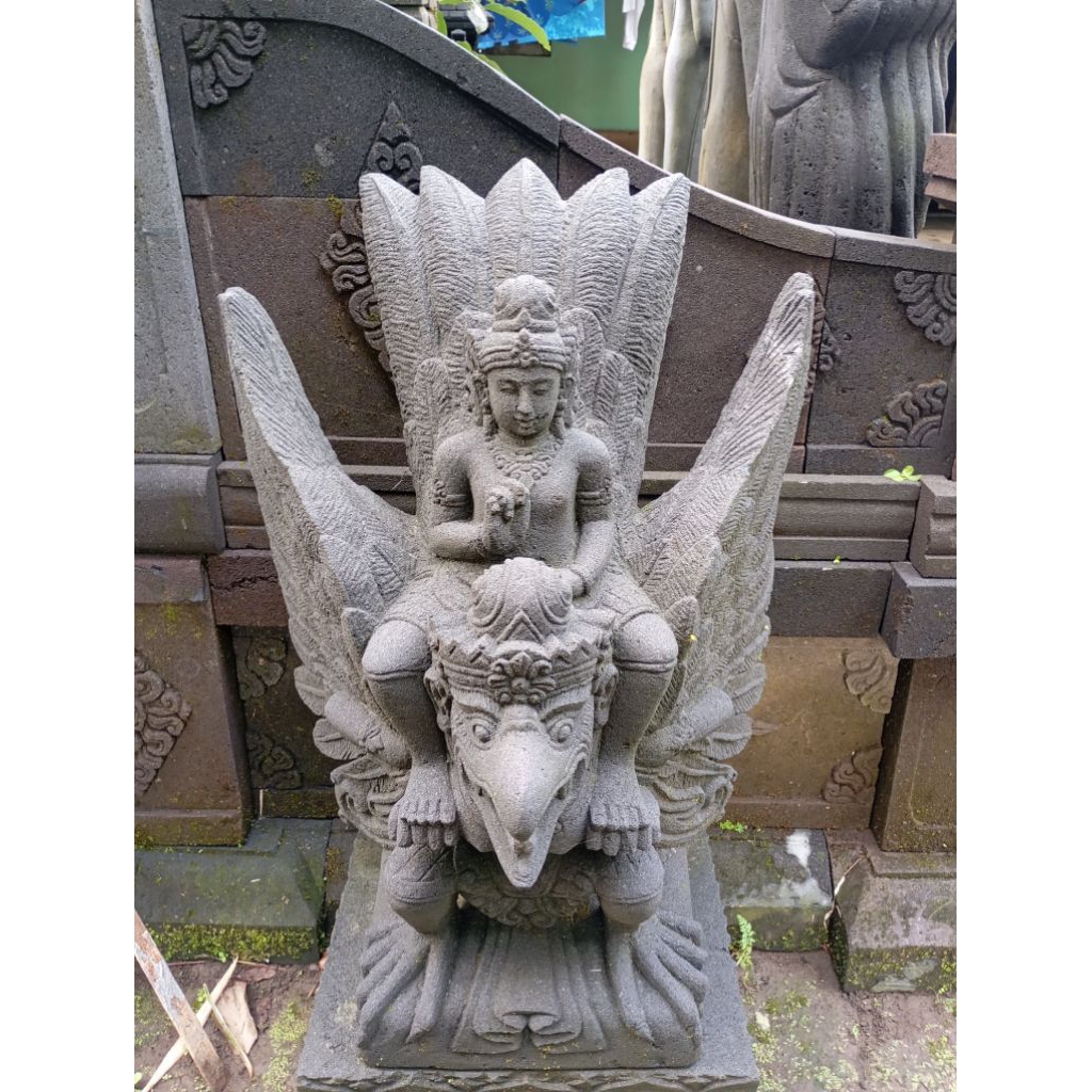 patung Garuda Wisnu kencana