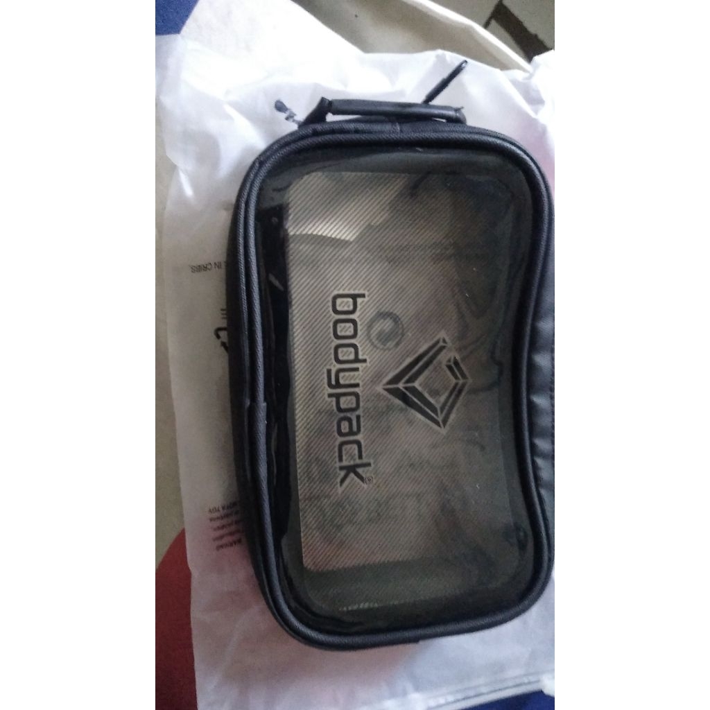 pouch bodypack original second