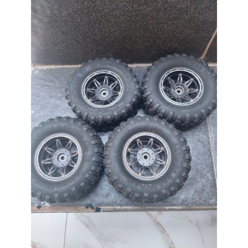 velg+ban rc ukuran 2.2 ban ukuran 110