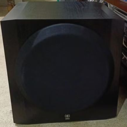 Yamaha aktif subwoofer YST-SW216 Bekas