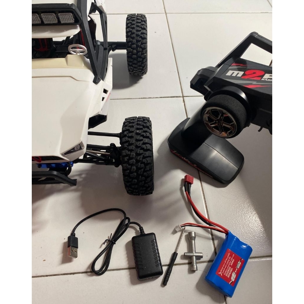 RC Car Mobil offroad Wltoys 12429 4WD