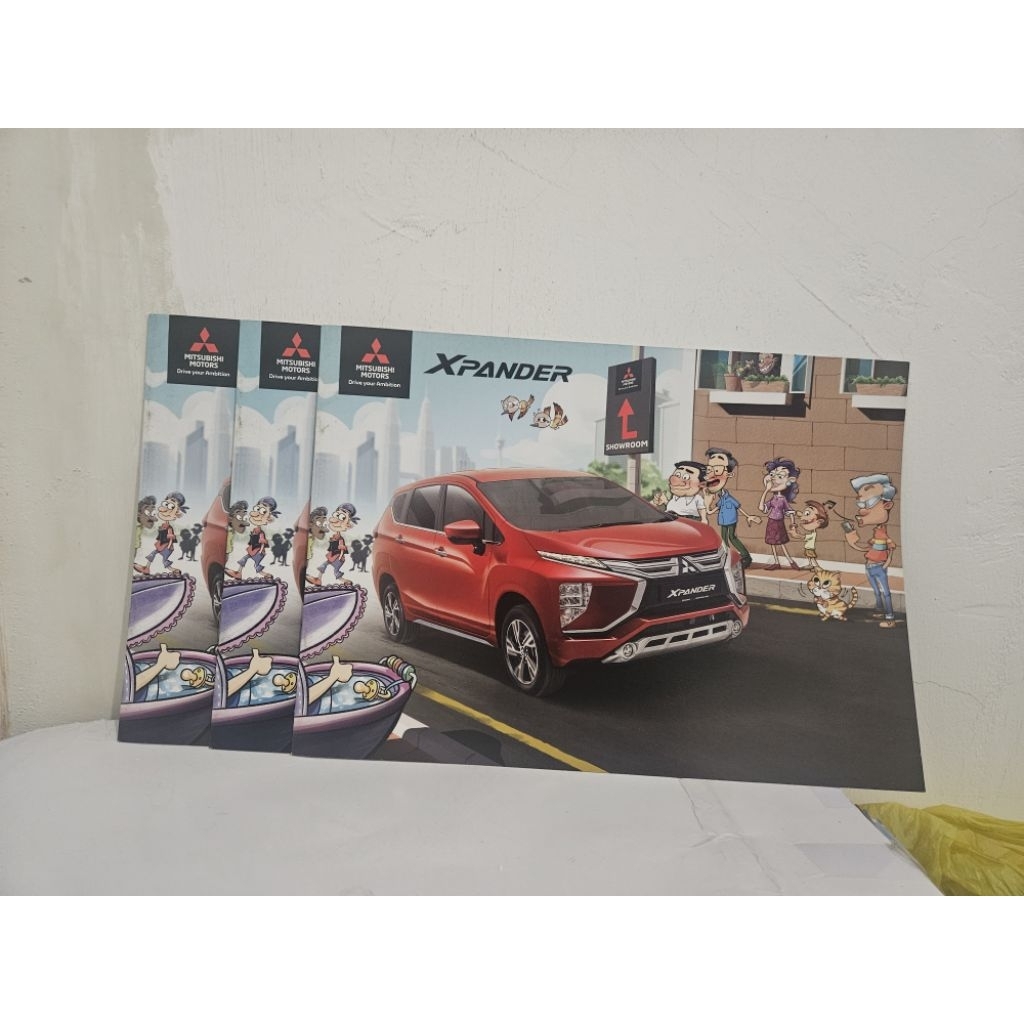 brosur katalog mobil mitsubishi xpander 2023 buku booklet malaysia
