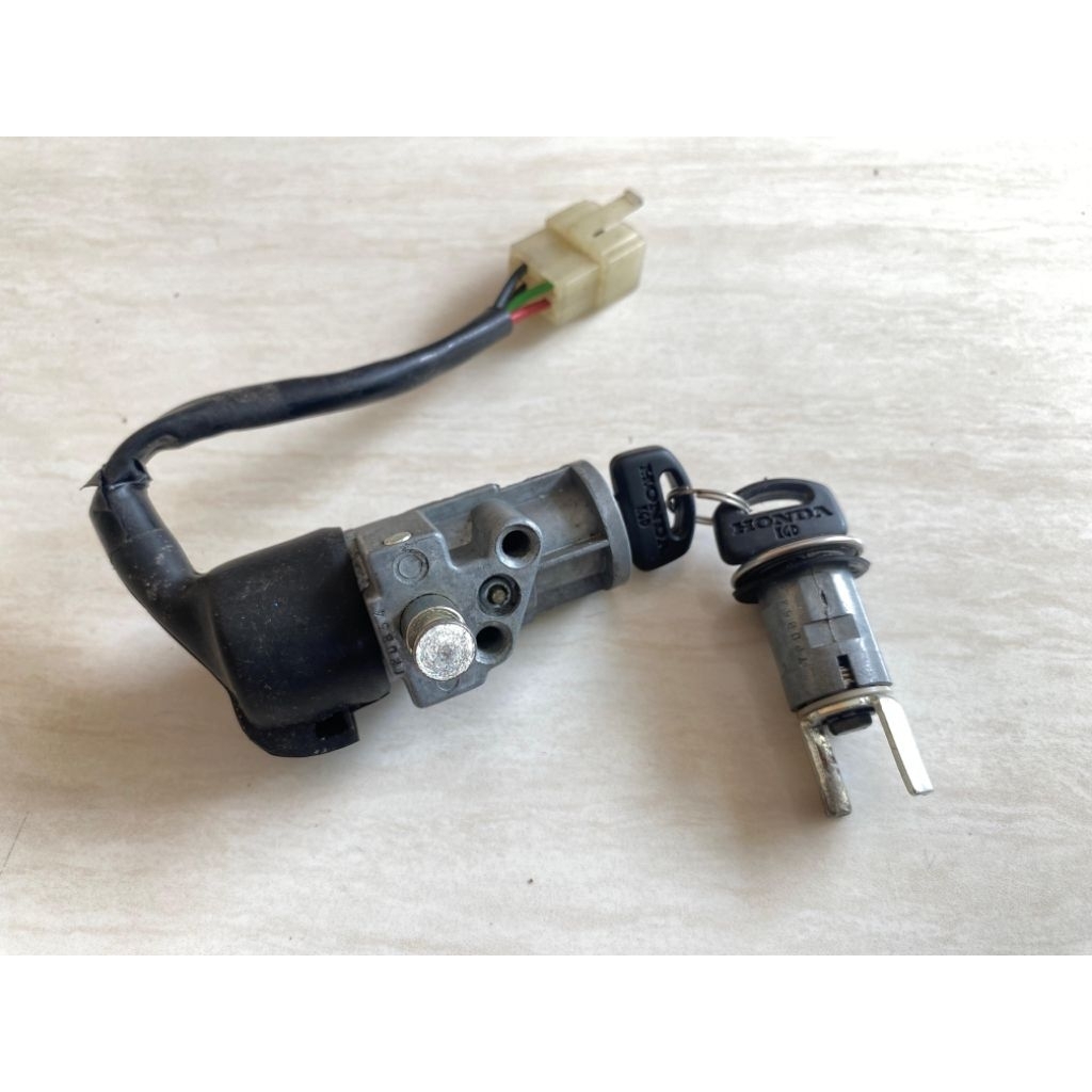 35010 GN5 781 Keyset key set kunci kontak set jok astrea prima star original baru AHM