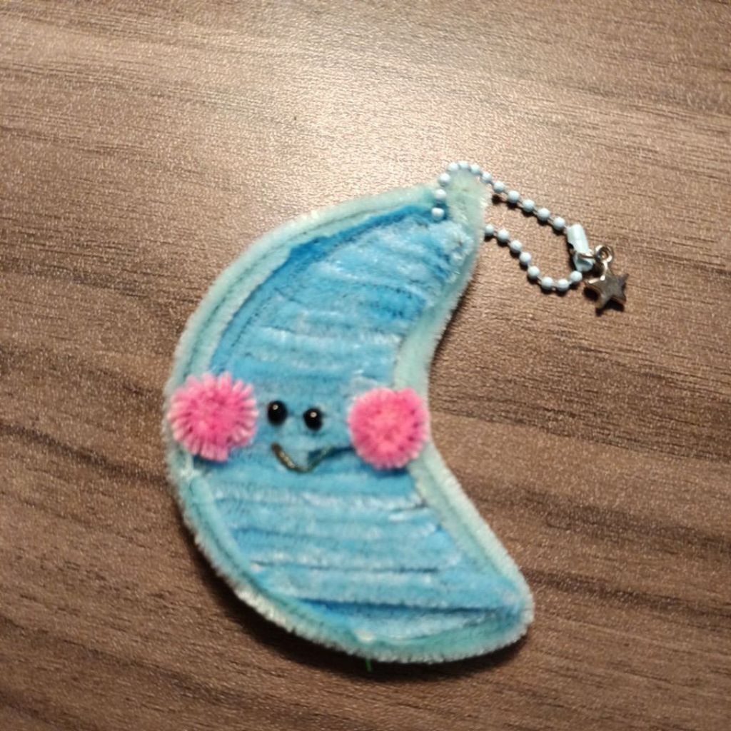 Gantungan kunci Bulan sabit