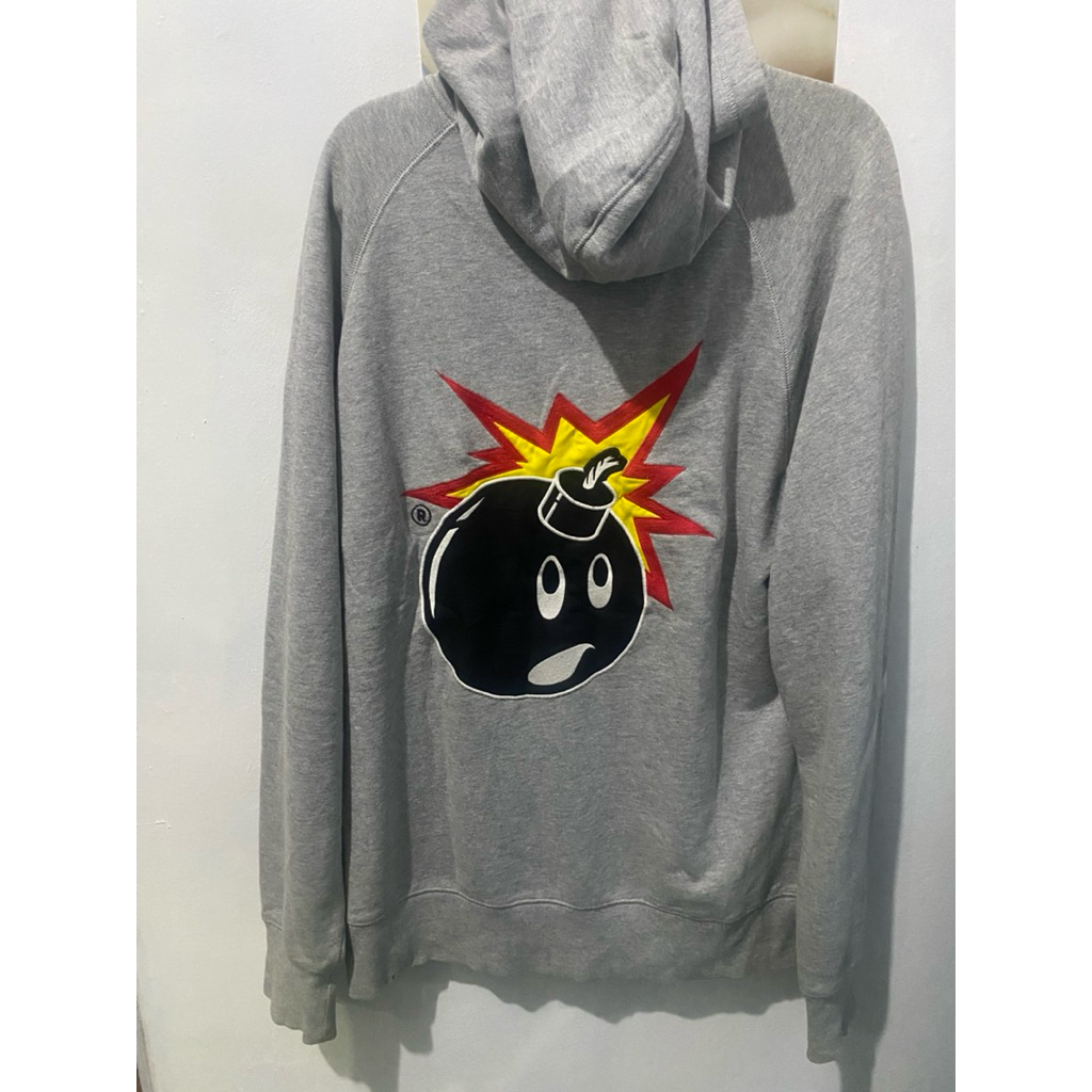 hoodie ziper the hundreds