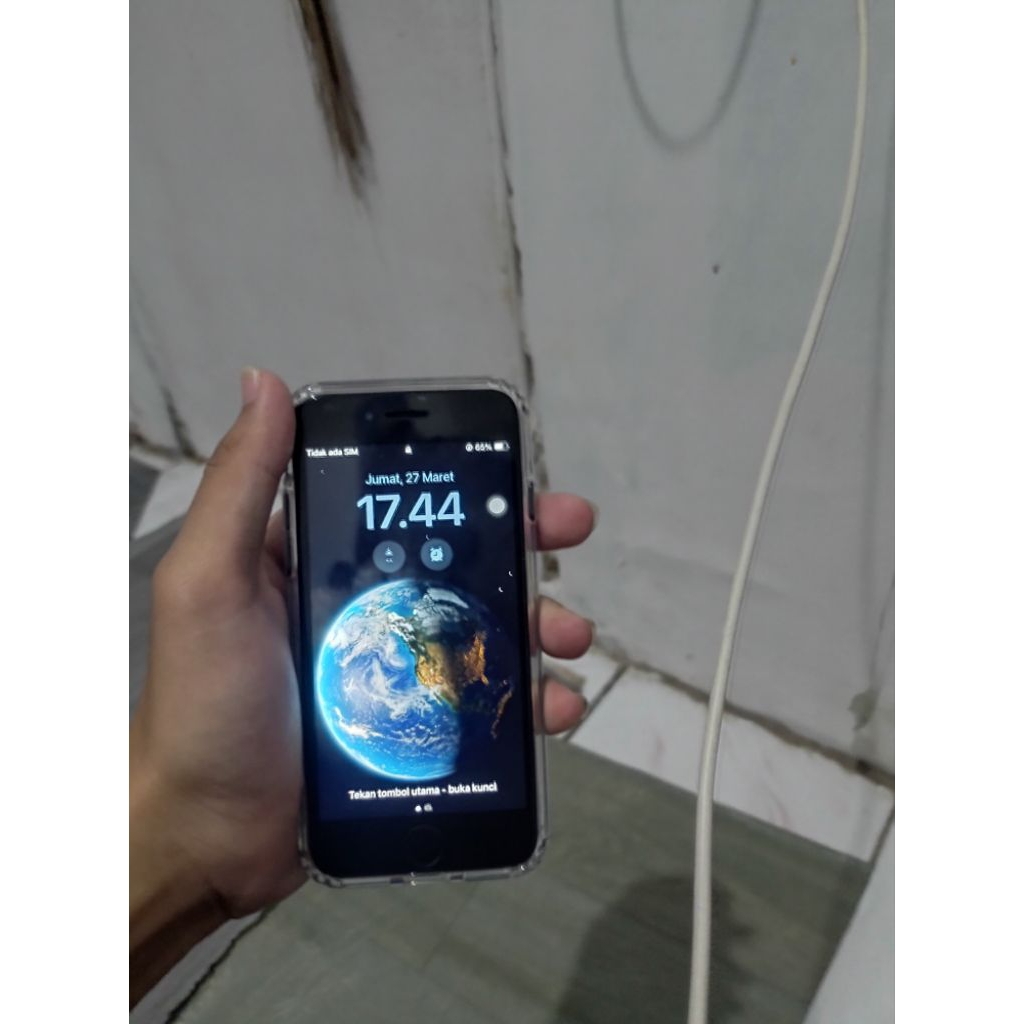 iPhone SE 2020 64GB Bekas Original
