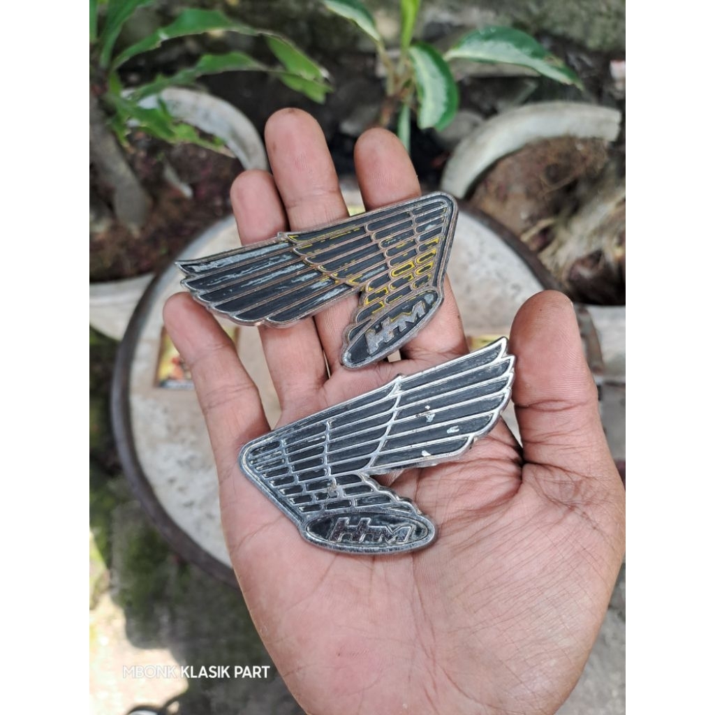 emblem sayap tangki honda cb100 s90 s90z ORIGINAL