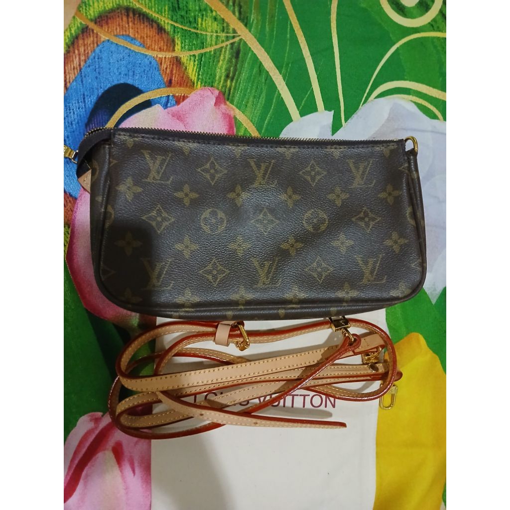 LV Monogram Pochette