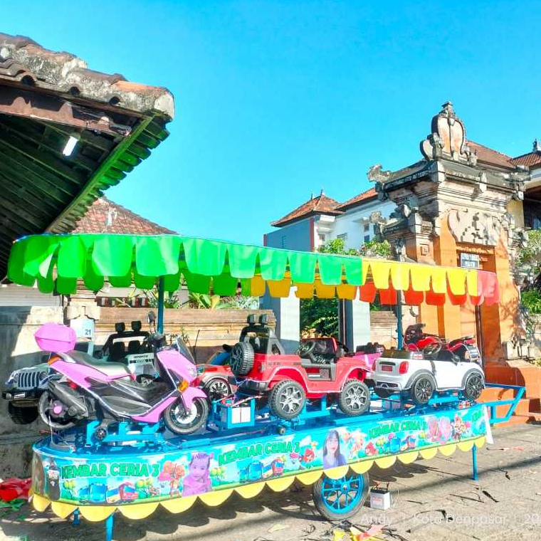 Odong Odong Kereta Panggung Mobil Jeep Motor