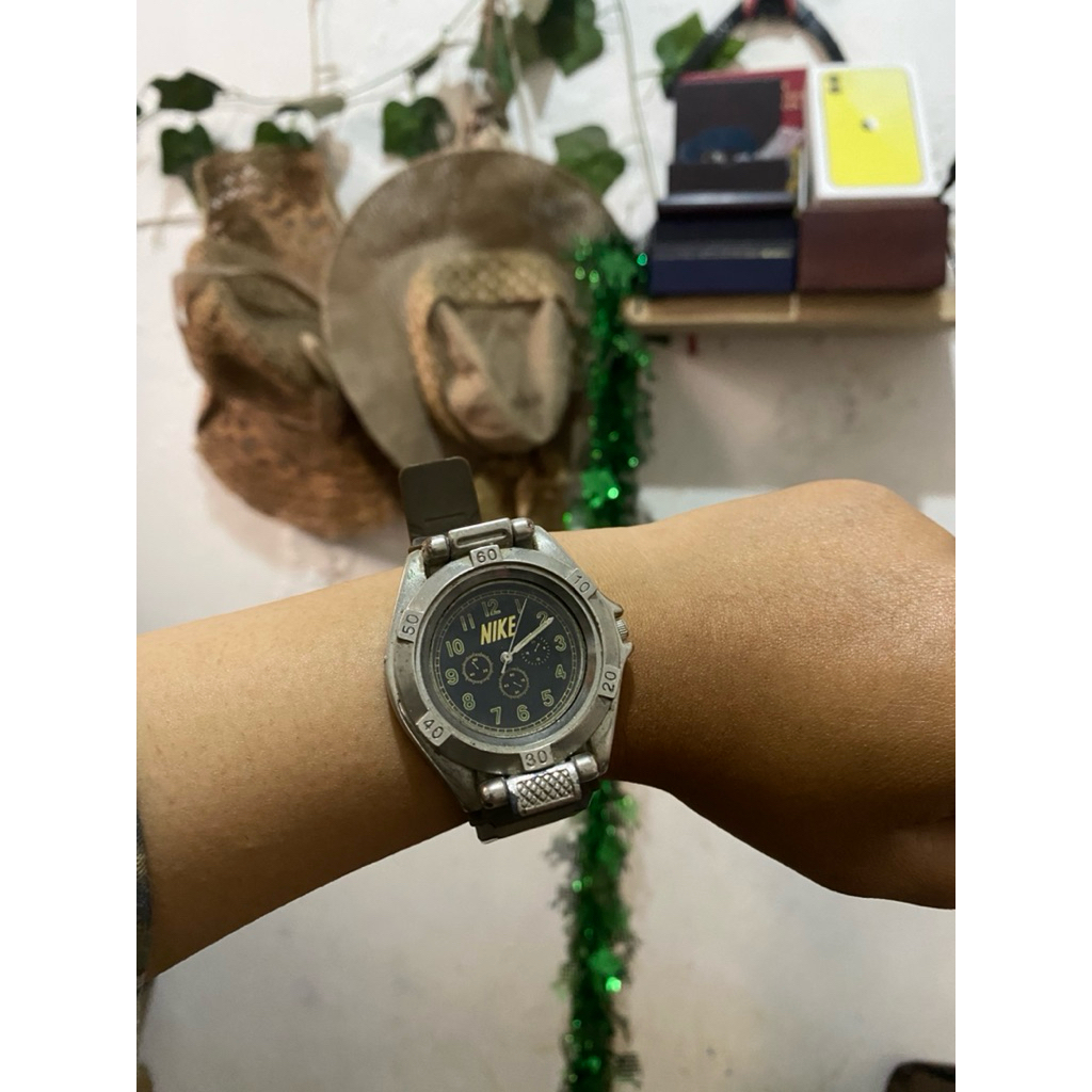jam tangan vintage nike rare