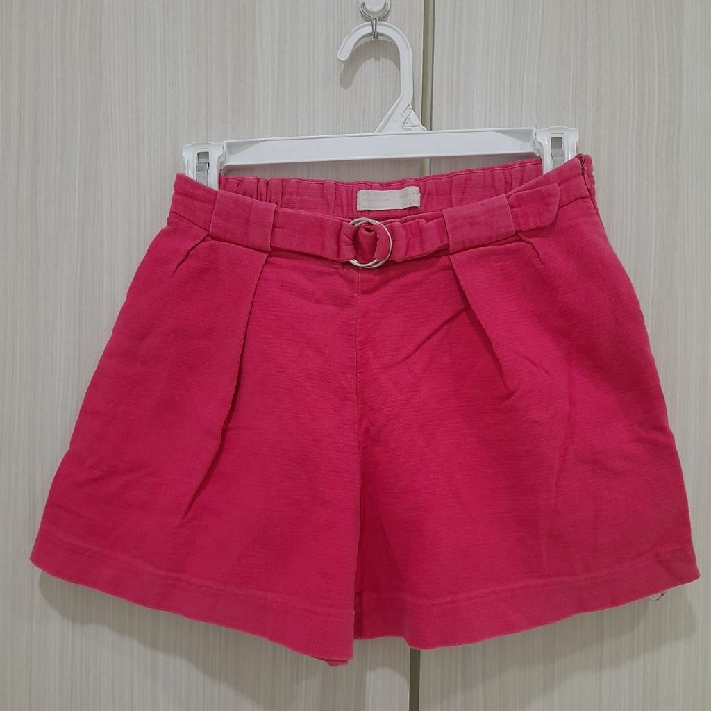 C0329. Preloved Z*ra Girls Hot Pants in Fuschia Celana Pendek Anak Perempuan