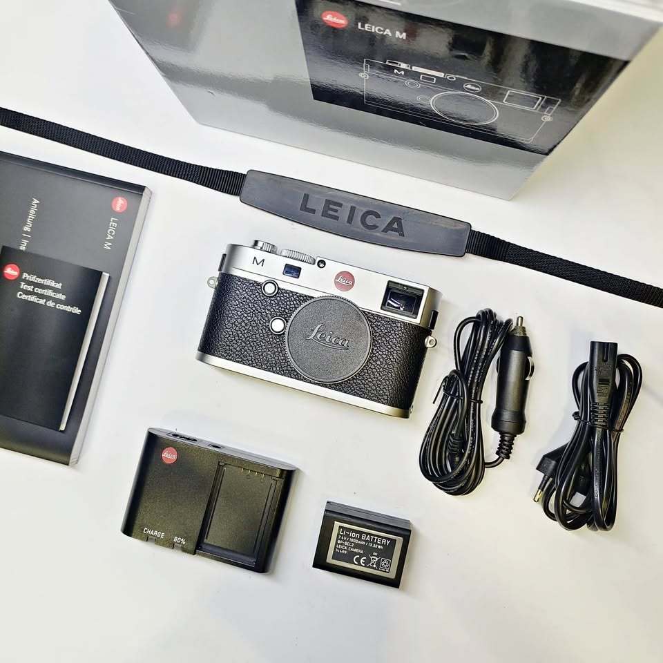 Leica M240 Body Only - Like New (D)Y11193