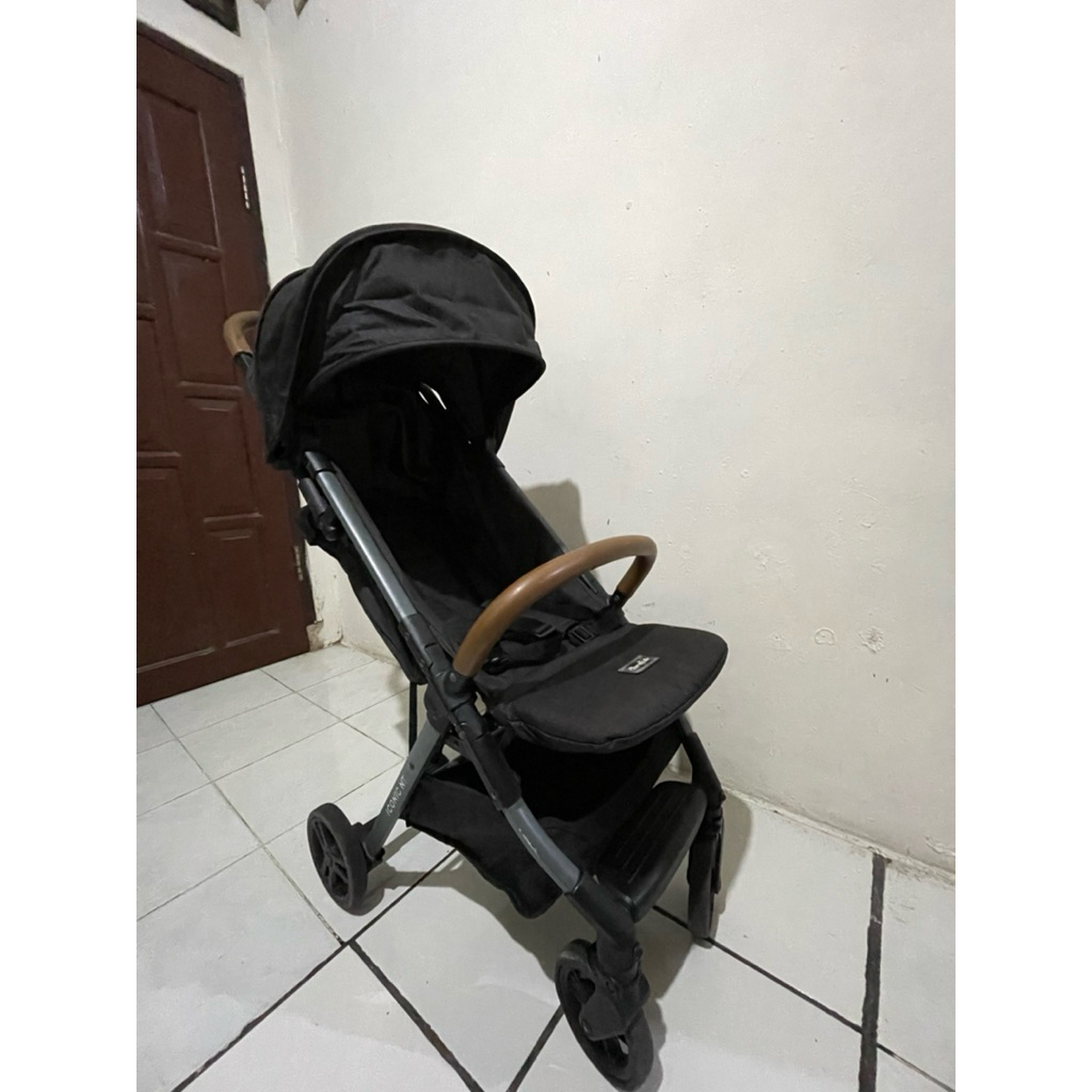 stroller cabin size cocolatte