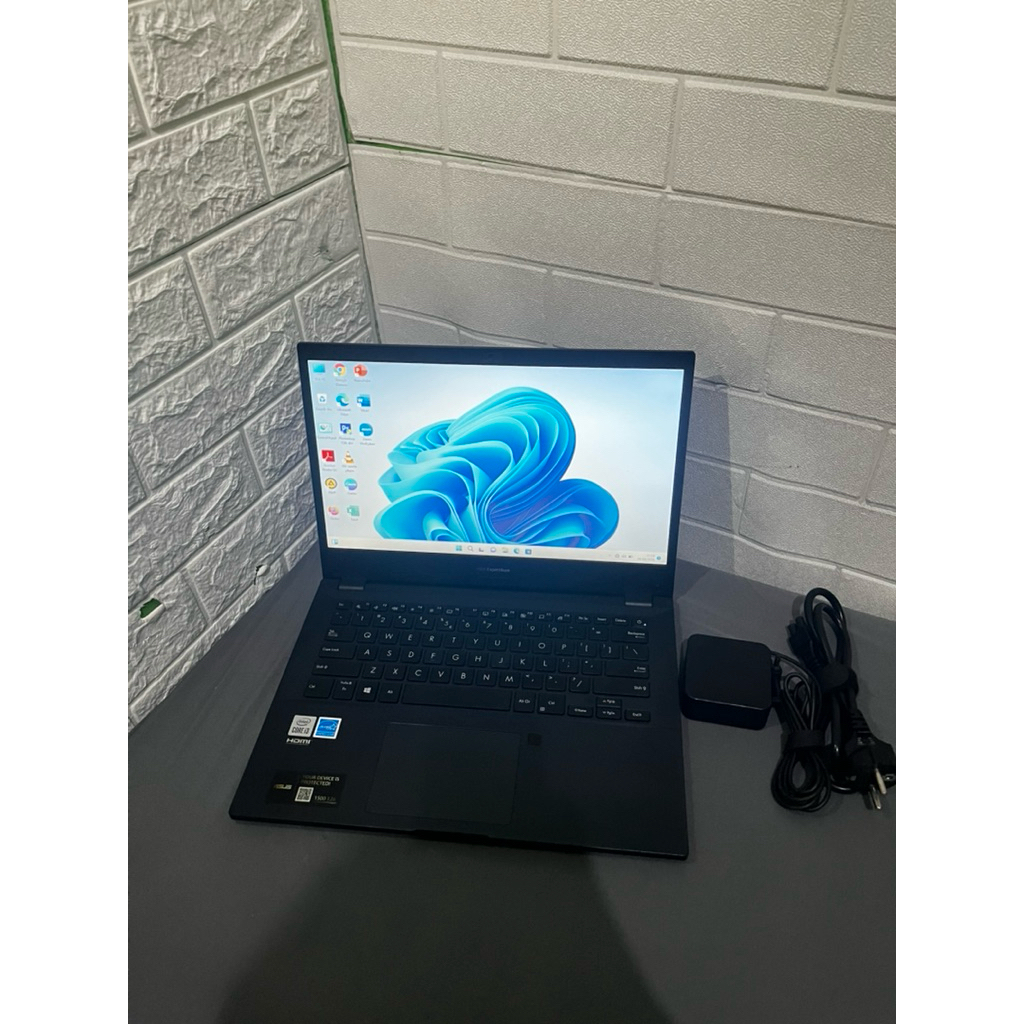 Secound Asus ExpertBook P2451FA i3 Gen10
