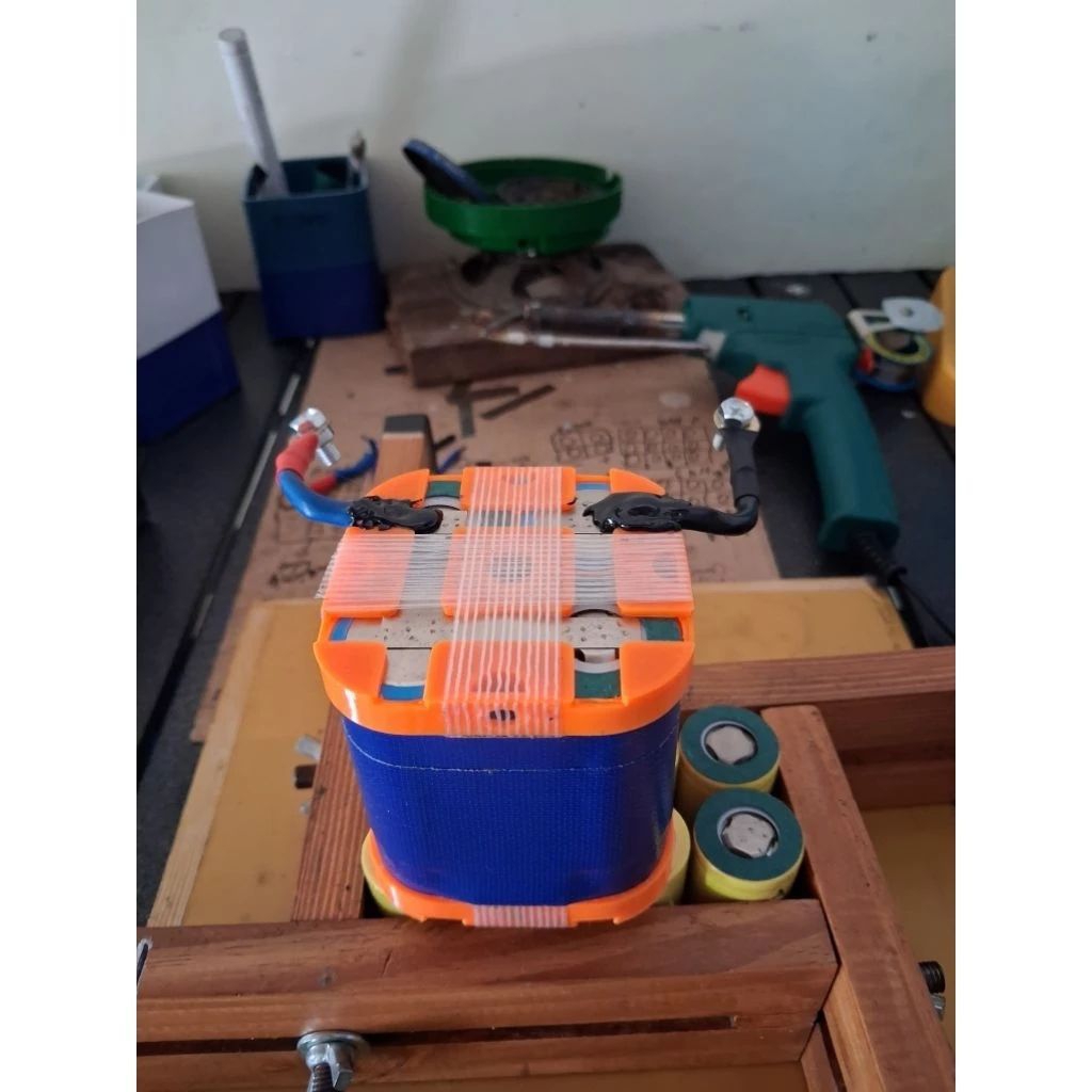 aki/batrai lifepo4 32700+holder