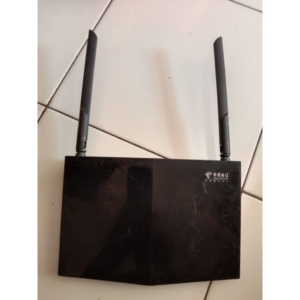 Router ZTE E8820 V2 Dualband 4G & 5G Gigabyte Second Normal