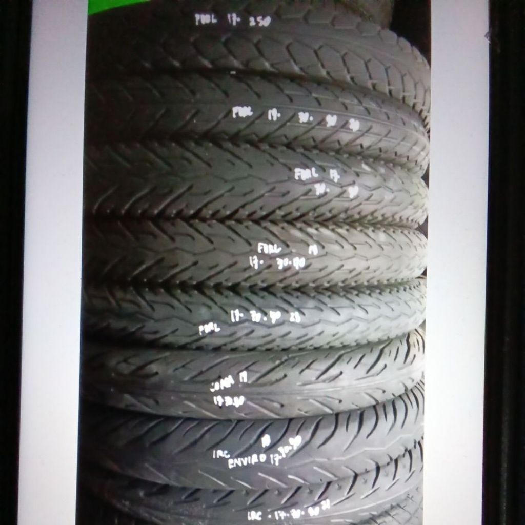 Ban Motor tubless dan non tubless