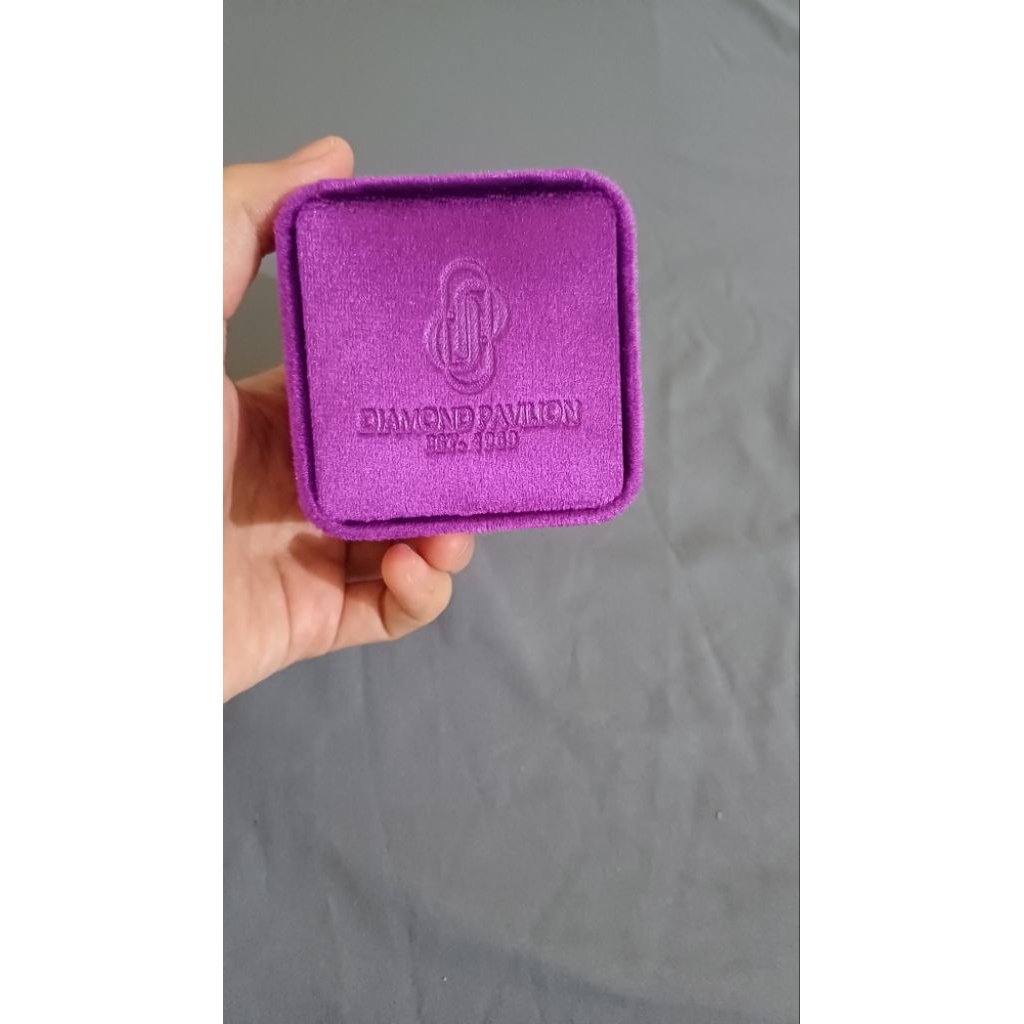 Diamond Pavilion [Kotak cincin]