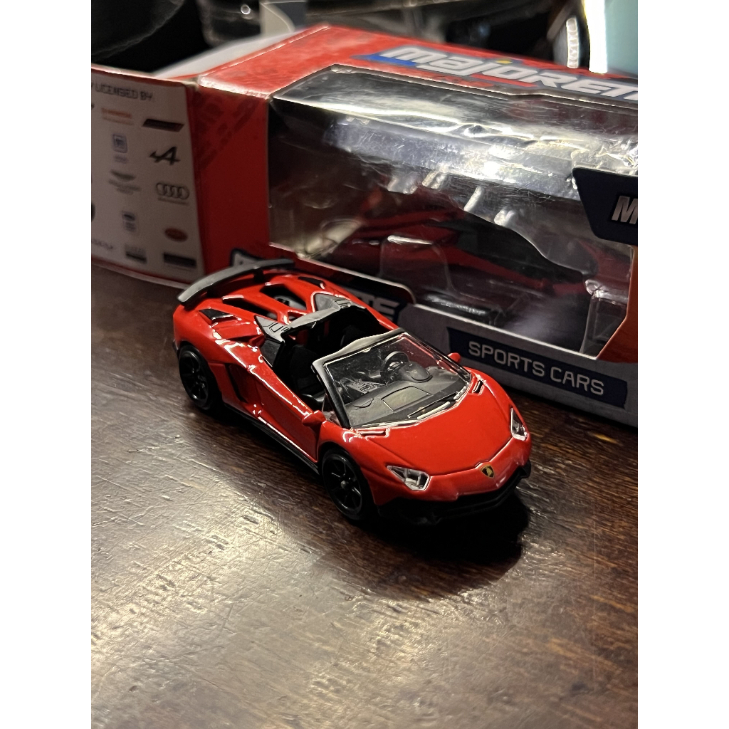 LAMBORGHINI AVENTADOR ROADSTER MAJORETTE 2025