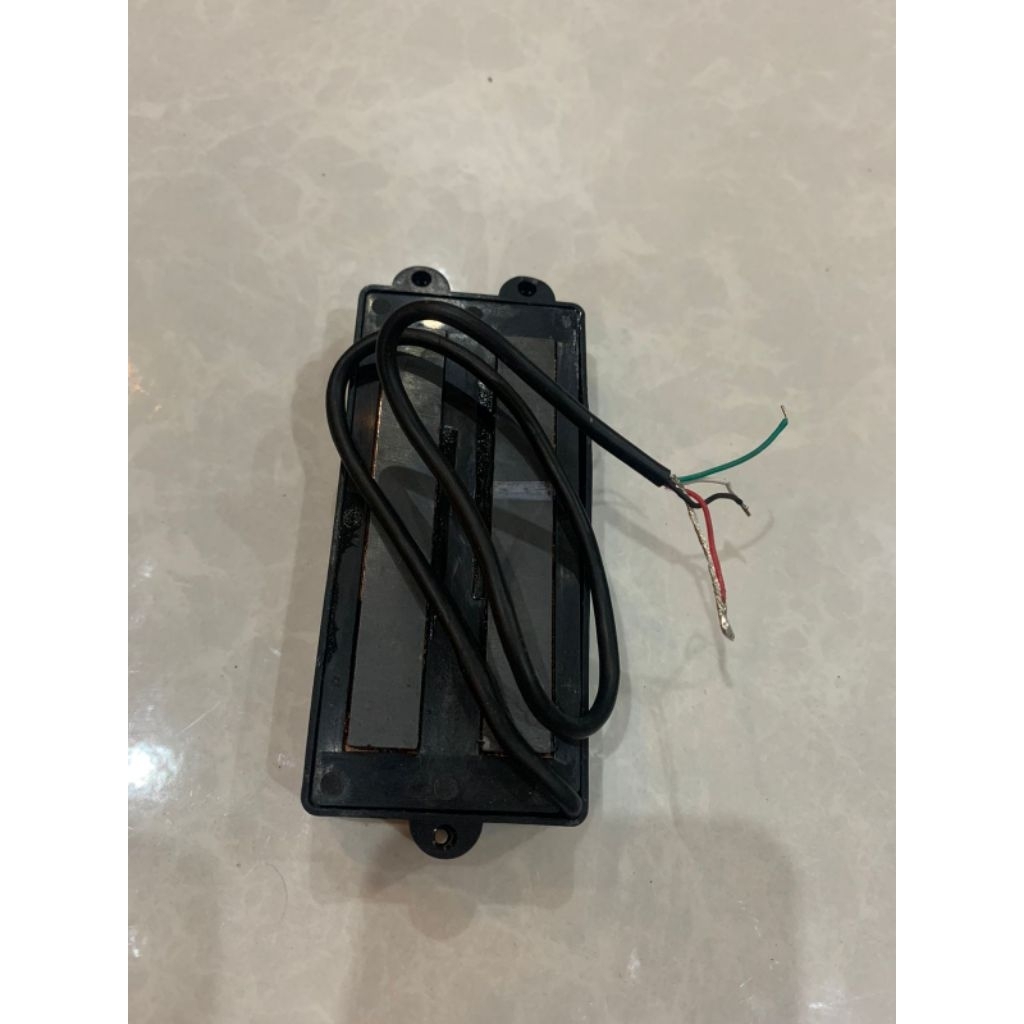 Pickup Bass Sterling Ceramic Ray 5