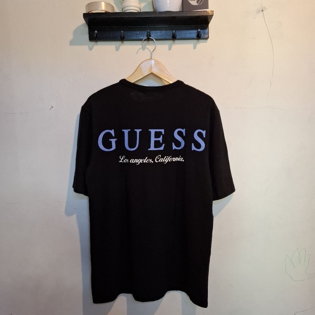 Guess t-shirt
