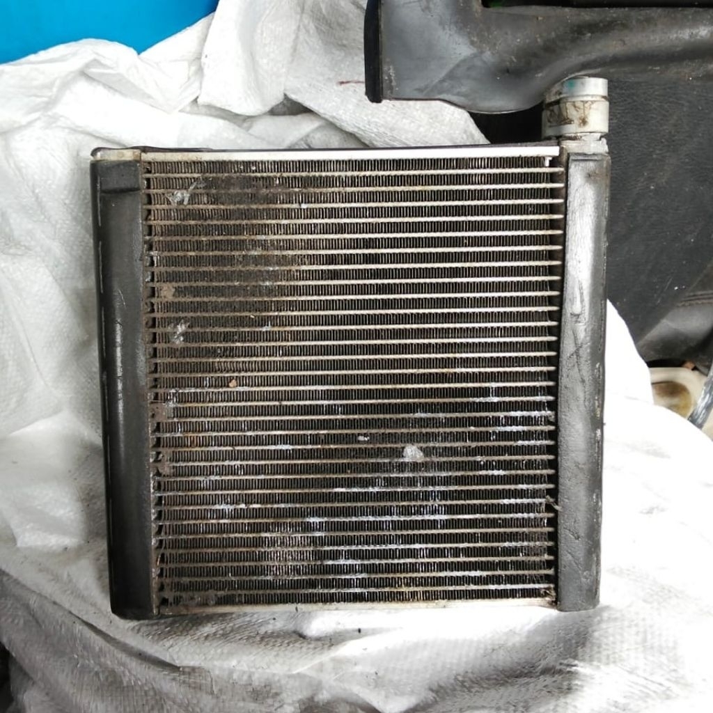 Evaporator AC Livina