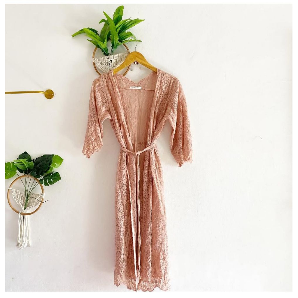 (Preloved) Long Outer Lace