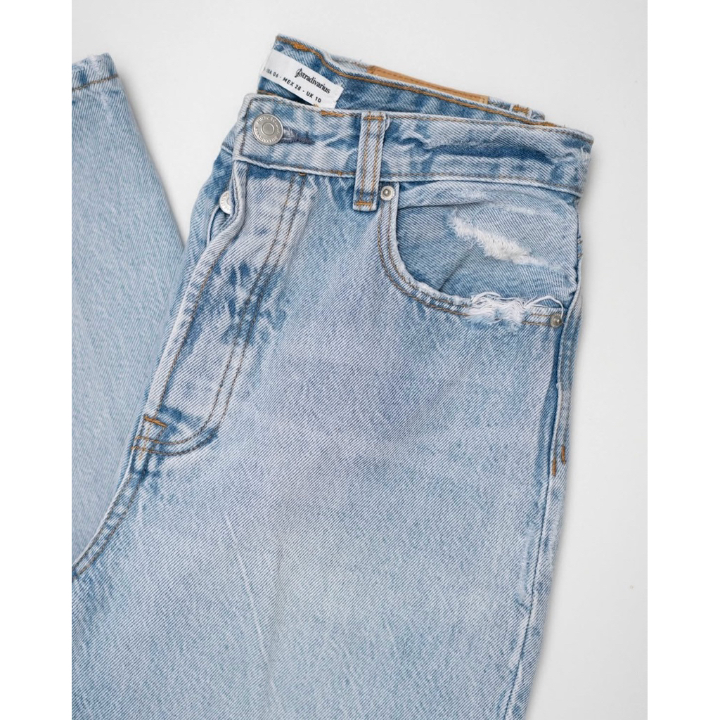 STRADIVARIUS Mom Jeans
