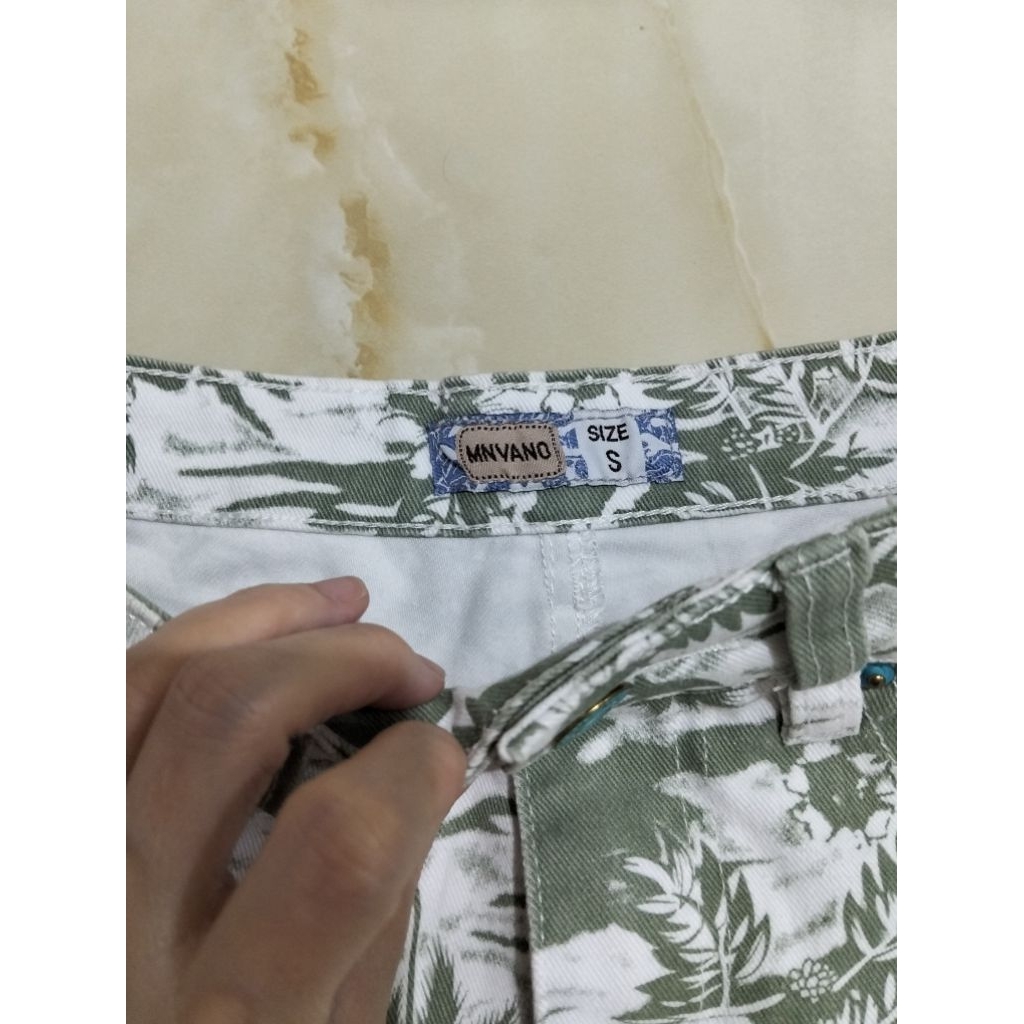 celana pendek wanita jeans motif  pantai warna hijau