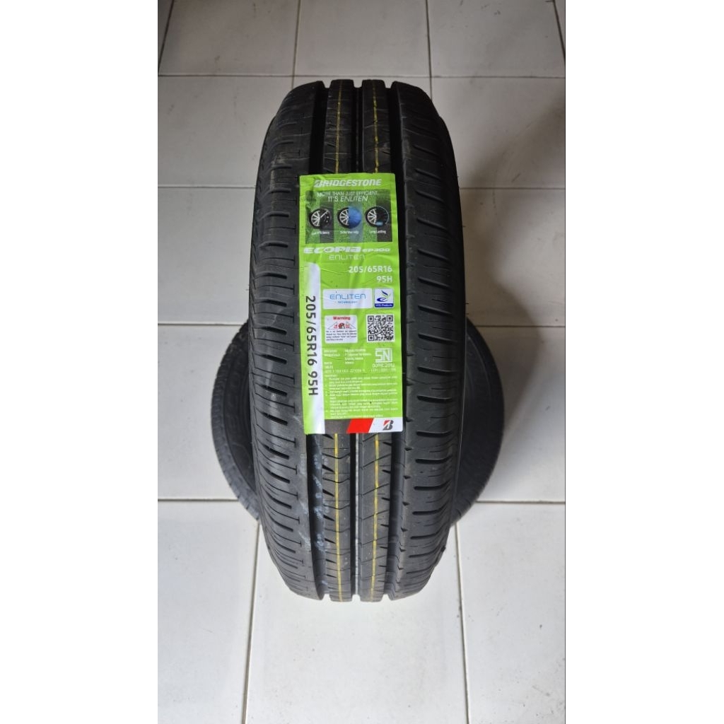 Ban Bridgestone Ecopia EP300 205/65 R16 Innova Reborn