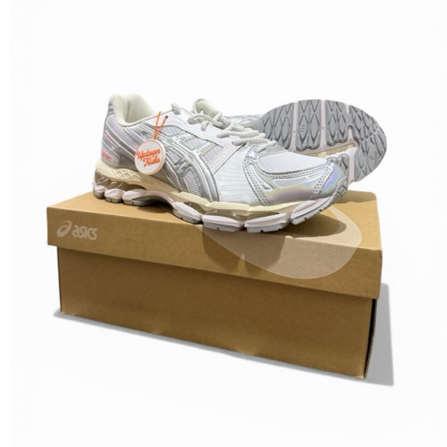 Asics Gel Kayano 12.1 White Pure Silver Men Sneakers Sepatu Pria 1203A996100 (100% original)