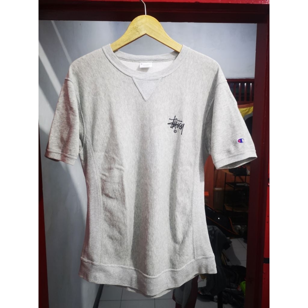 KAOS CREWNECK STUSSY X CHAMPION