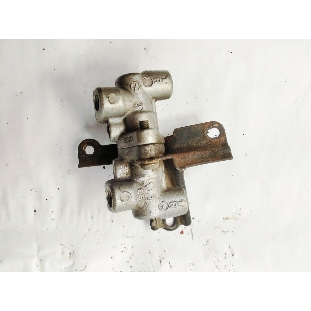 pembagi minyak rem civic genio