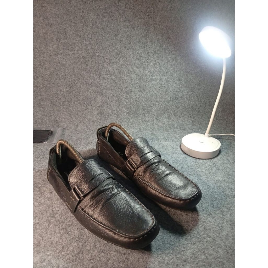 sepatu Loafers pria kulit asli Lacoste size 42 second