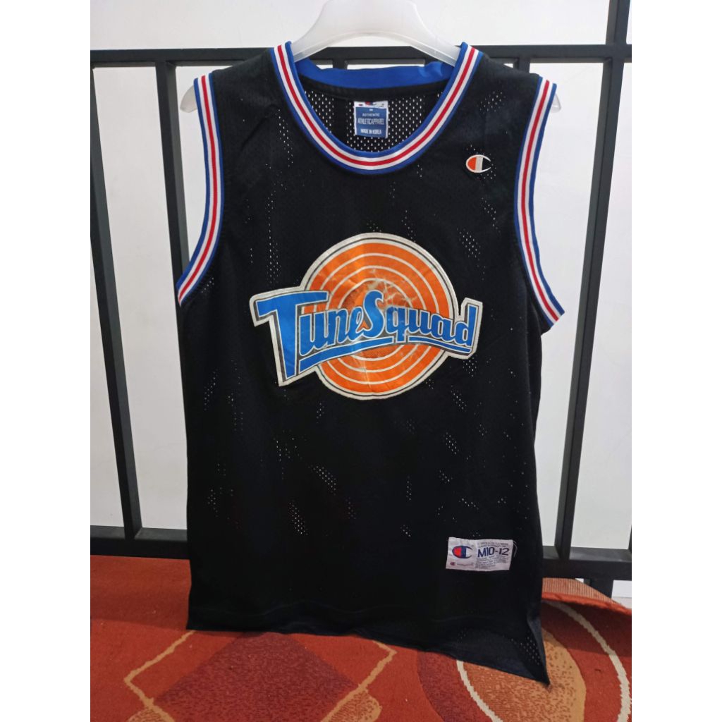 jersey champion tune squad good conditon